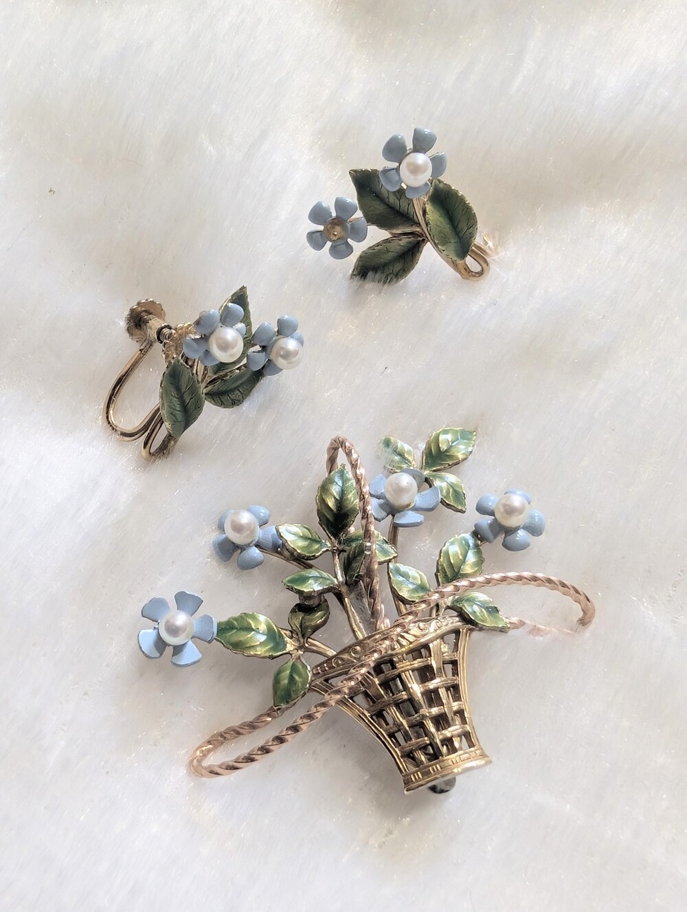 60s Vintage Krementz Forget-Me-Not Cultured Pearl Earrings & Pin Brooch Set